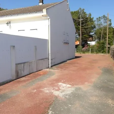 Ferienhaus Maisonnette Pres De La Pour 4 Personnes, Animaux Sur Demande *